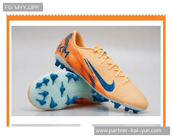 探索Nike小场足球鞋的极致性能与舒适体验助你在赛场上大放异彩